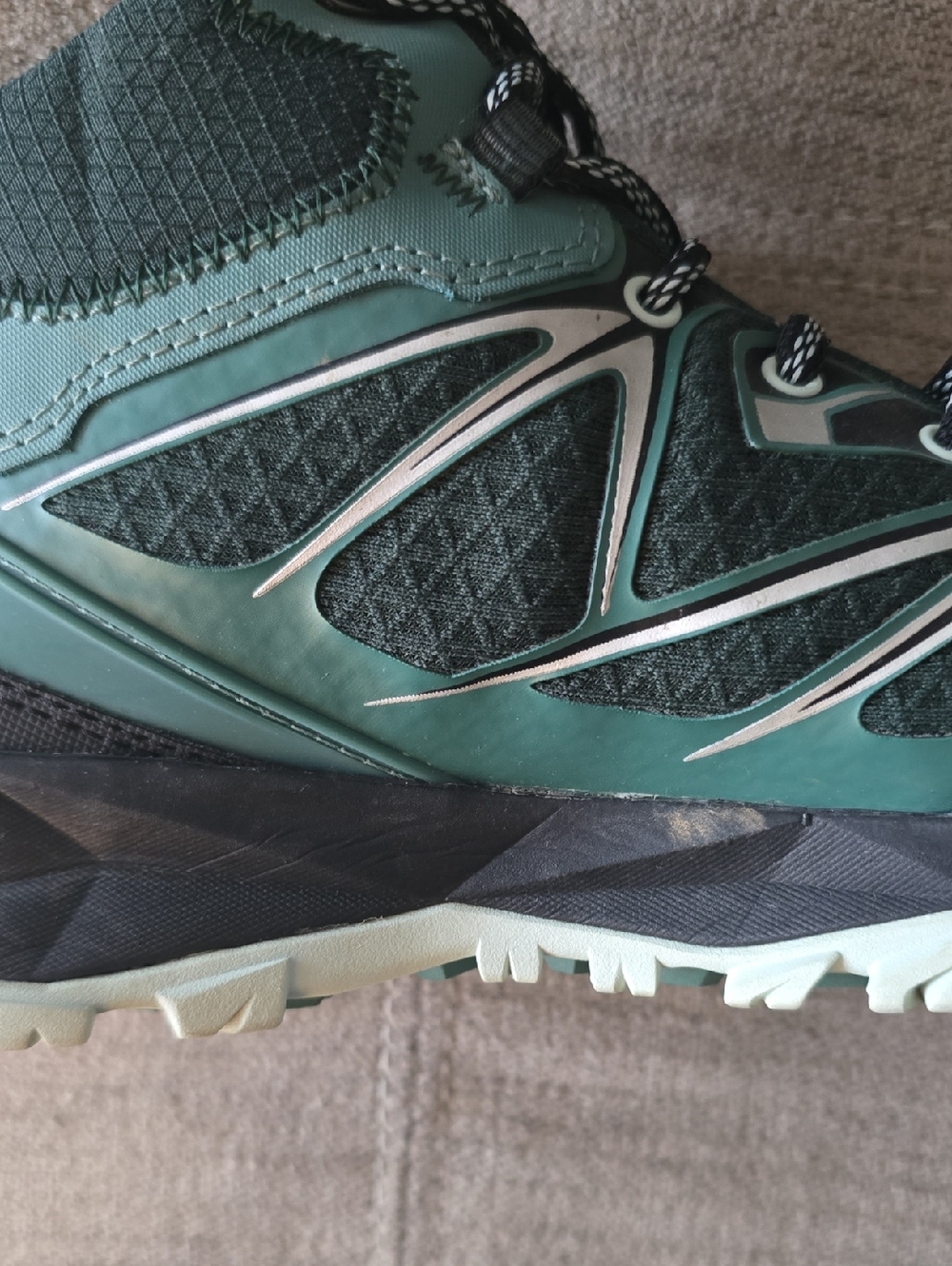 Merrell Black and Dark Green Trail Shoes - Picture 5 of 9